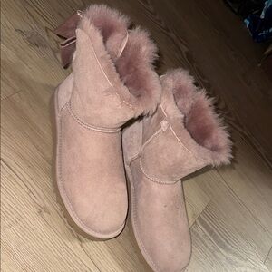 UGG Women's Pink Suede Winter Boots